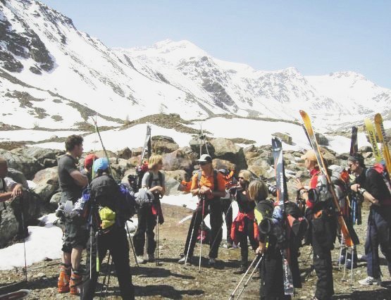 Bild: Vor der Huette