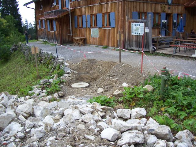 Kanalanschlüsse der alten Alm