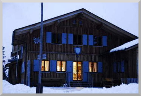 Öffnung der Hütte zwischen den Jahren