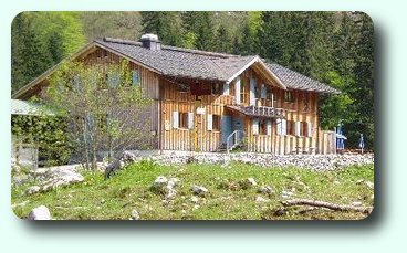 Bild: Die Tutzinger Hütte taucht auf