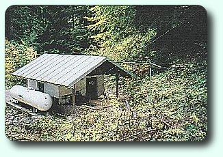 Bild: Talstation der Materialseilbahn