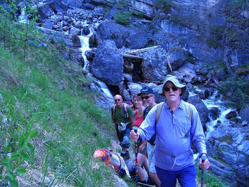Zur Höhle muss man erst mal hinkommen